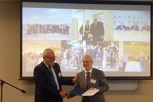 Honorary Doctorate awarded to Wil Hout